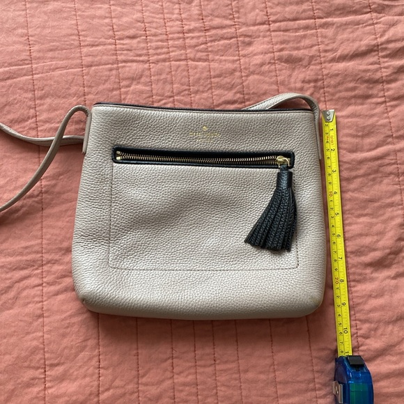 Kate Spade used purse - Picture 9 of 9